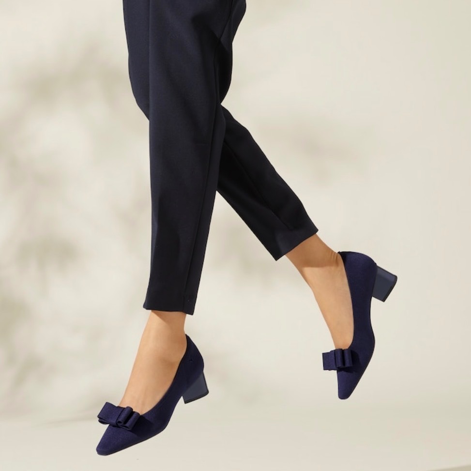 Vivaia Small Square-Toe Chunky Heels With Removable Charm Navy Eu/43 Us/11